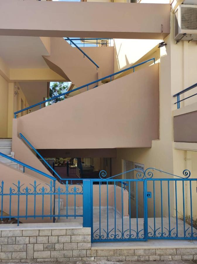 Edem Apartment Elafonissos Bagian luar foto